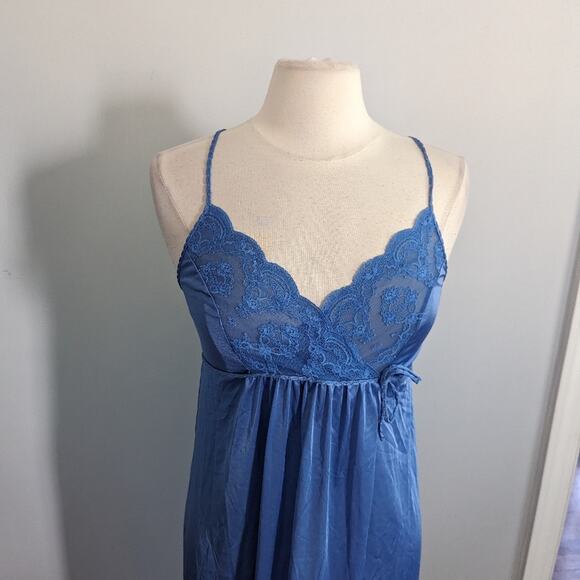 Vintage Women's Gilead Blue Small Nightgown Slip USA Made Braided Lace - Picture 4 of 7